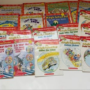 Lot of 19 Magic School Bus Leveled Readers